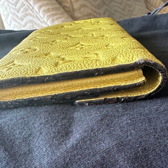 Louis Vuitton Long Wallet Monogram Empreinte
Portefeuille Curieuse Citron COA - Picture 6 of 9